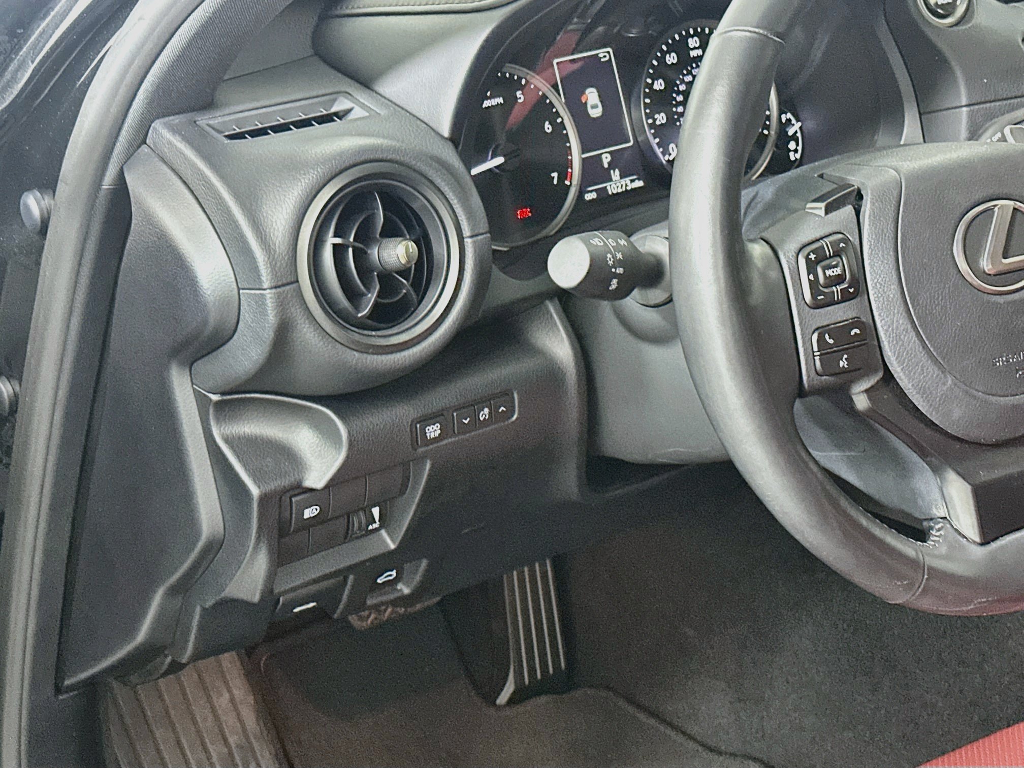 Used 2025 Lexus IS 350 F Sport RWD image 17