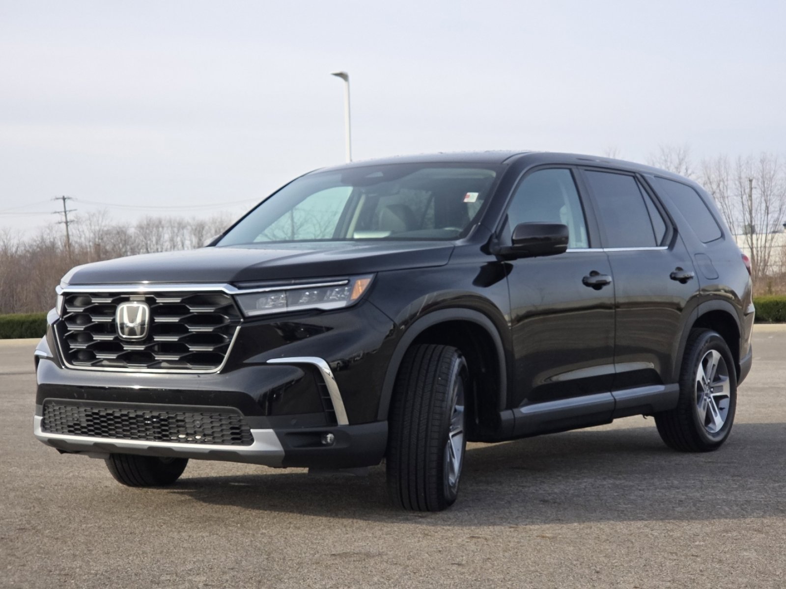 Used 2025 Honda Pilot EX-L image 13