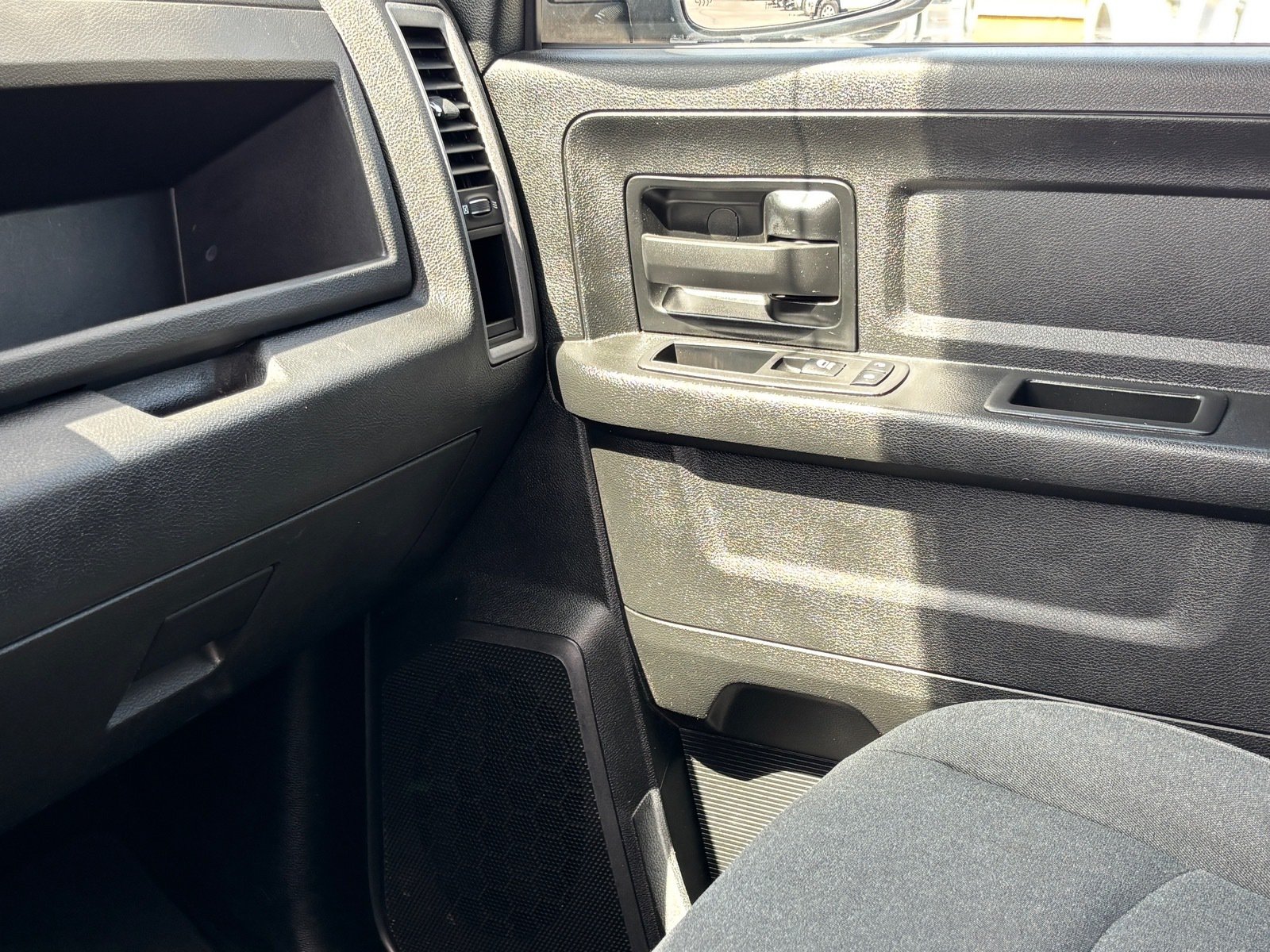 Used 2023 RAM 1500 Tradesman w/ Chrome Plus Package AWD/4WD image 19