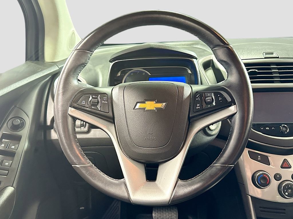 Used 2016 Chevrolet Trax LT w/ LT Convenience Package image 11