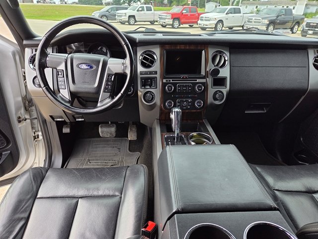 Used 2017 Ford Expedition Platinum image 8