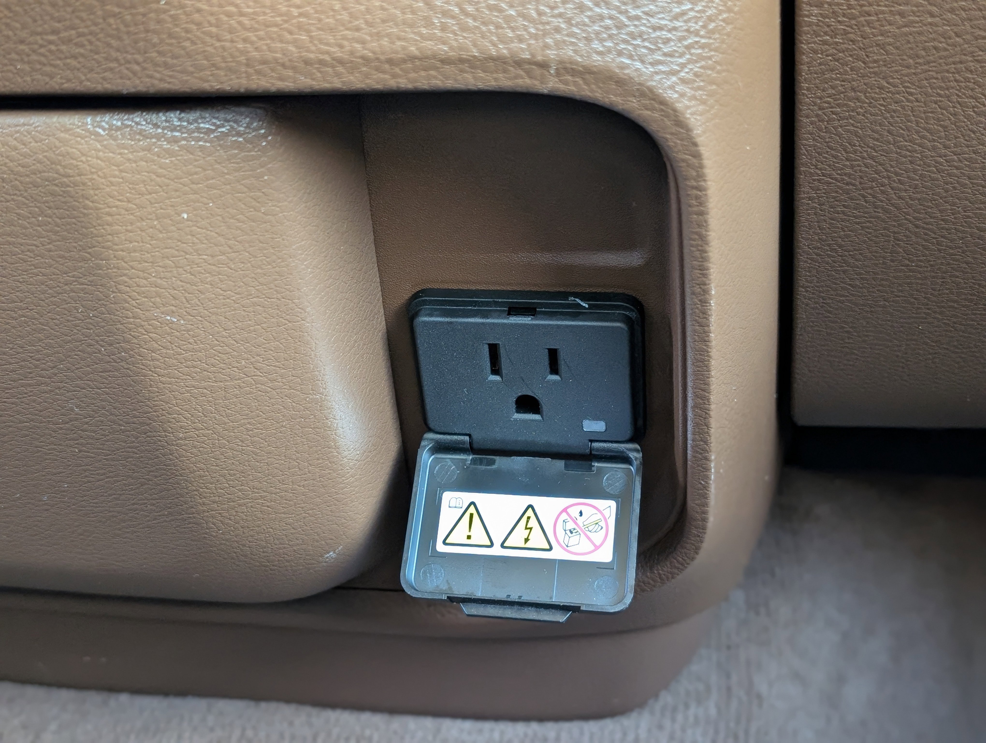 Used 2021 RAM 1500 Laramie image 27