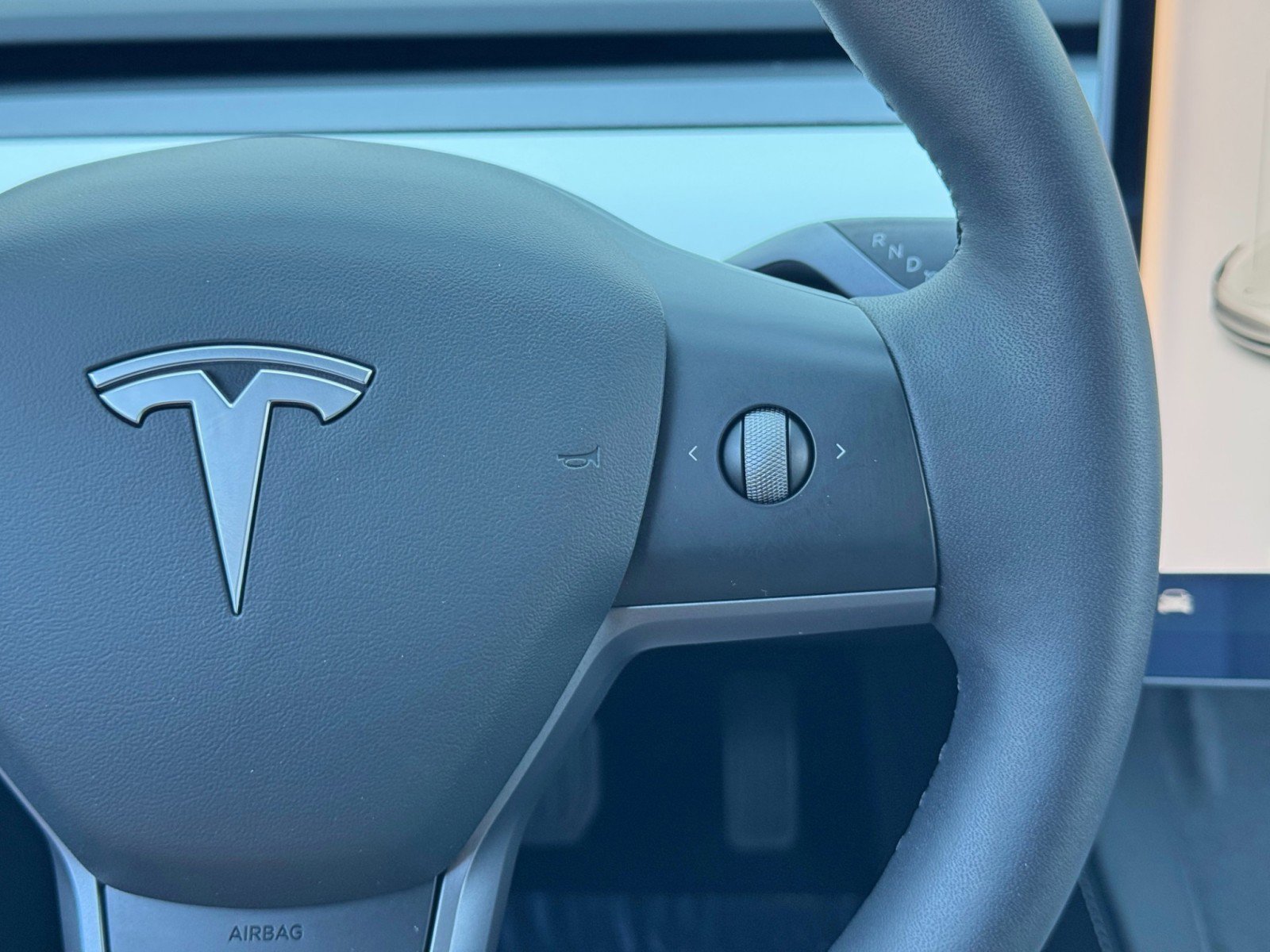 Used 2021 Tesla Model 3 Standard Range Plus image 19