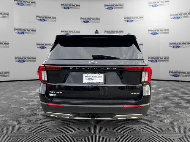 New 2026 Ford Explorer Active w/ Active Comfort Package AWD/4WD image 4