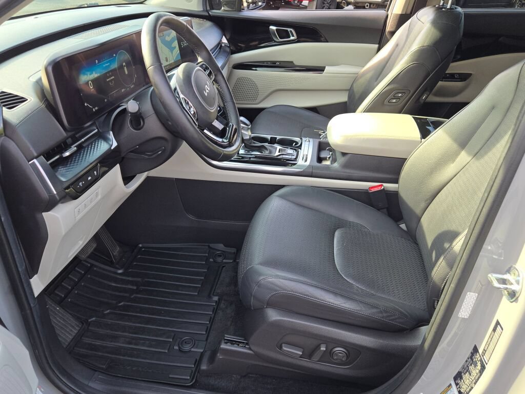 Used 2022 Kia Carnival SX Prestige FWD image 26