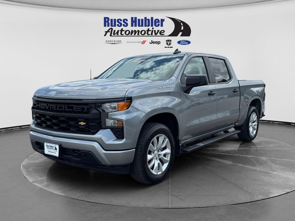Used 2023 Chevrolet Silverado 1500 Custom AWD/4WD image 1