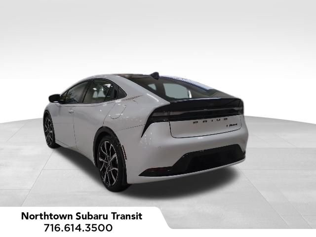 Used 2024 Toyota Prius Prime Premium image 3