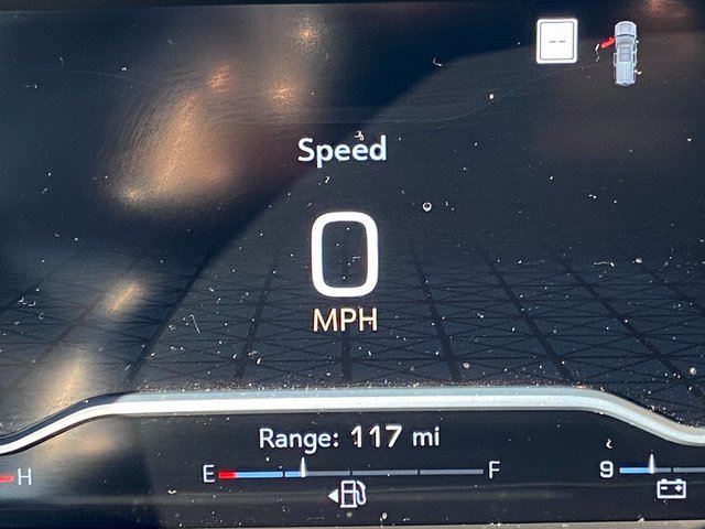 Used 2023 GMC Yukon SLE w/ Gmc Pro Safety Plus Package image 22