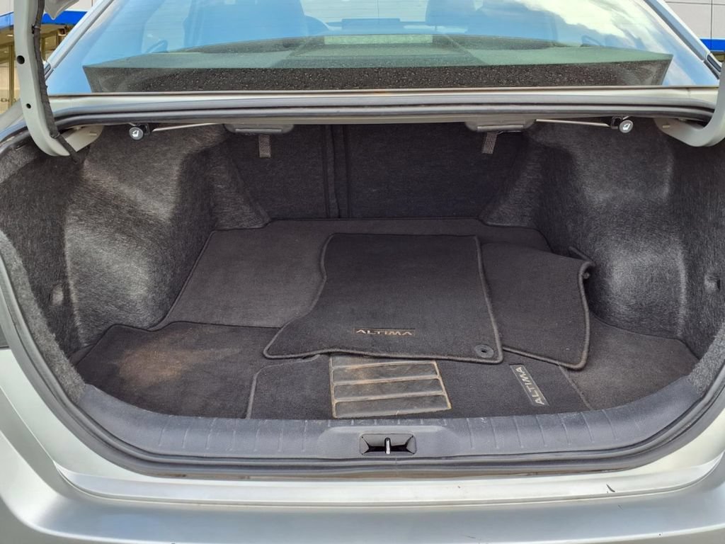 Used 2023 Nissan Altima 2.5 SL FWD image 25