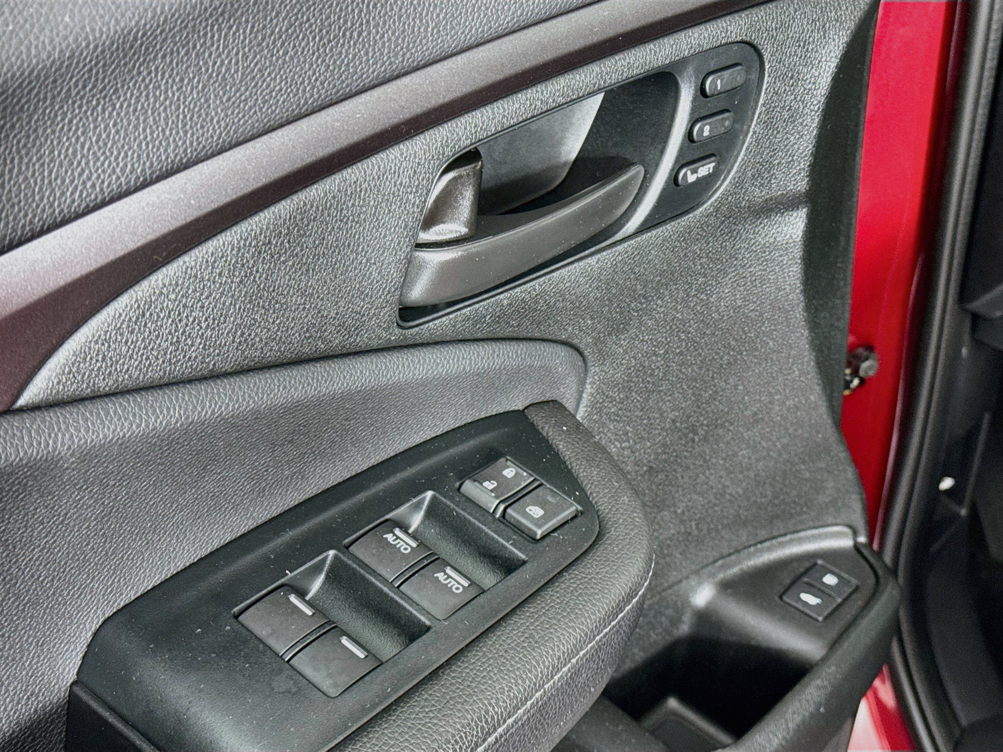 Certified 2023 Honda Passport EX-L image 17