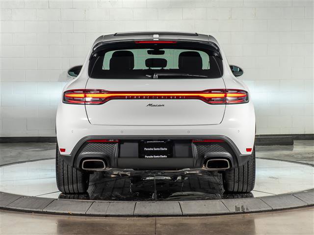 Certified 2026 Porsche Macan image 10