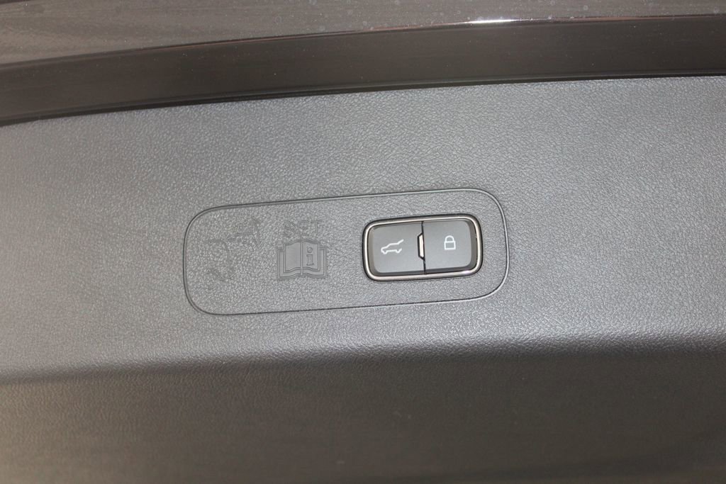 New 2025 Lincoln Aviator Reserve w/ Jet Appearance Package image 18