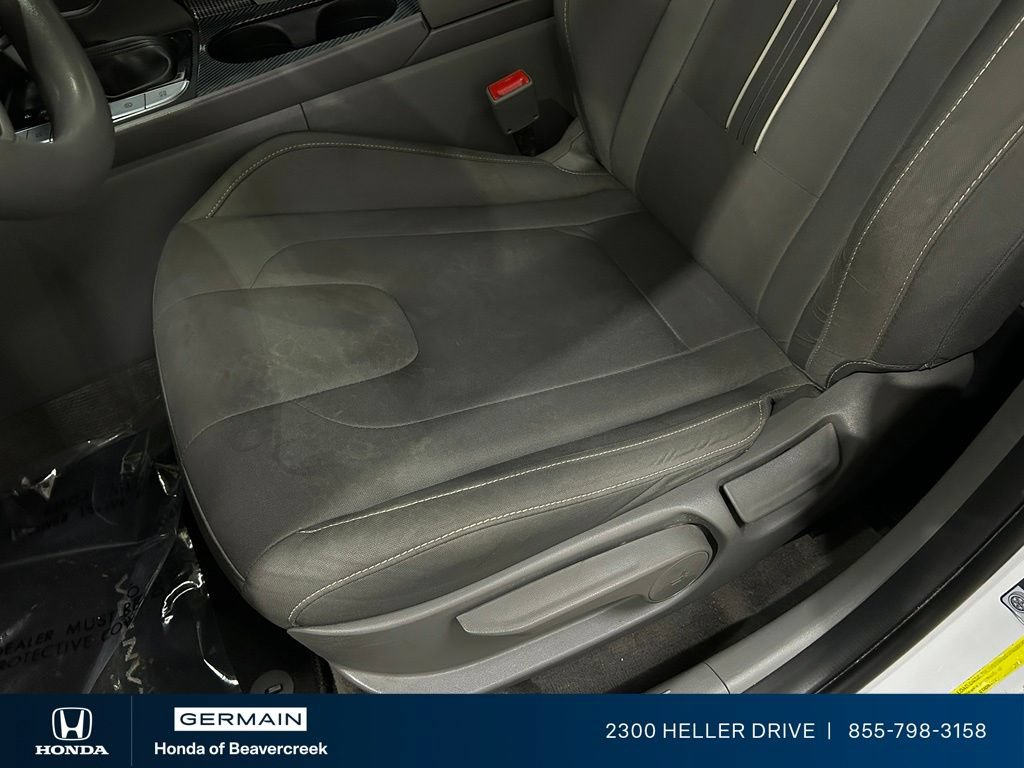 Used 2023 Hyundai Elantra Blue FWD image 19