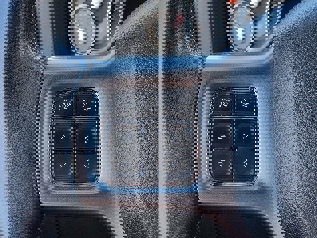 Used 2018 RAM 1500 Limited RWD image 24