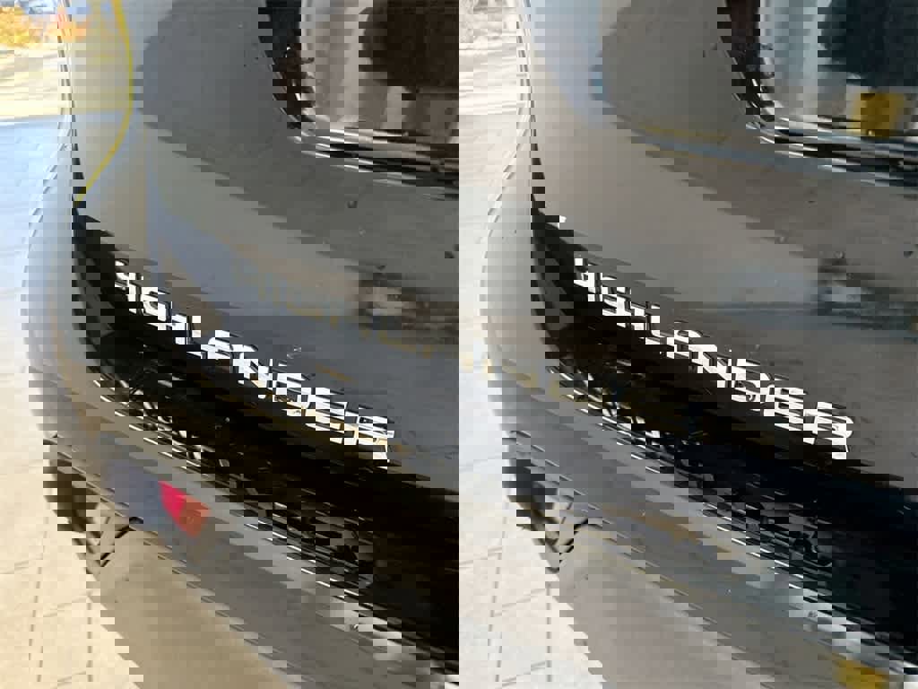 Used 2022 Toyota Highlander XLE image 13