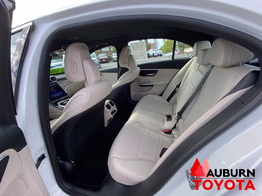 Used 2024 Mercedes-Benz C 300 Sedan image 22