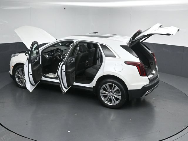 Used 2024 Cadillac XT5 Premium Luxury w/ LPO, Floor Liner Package AWD/4WD image 56