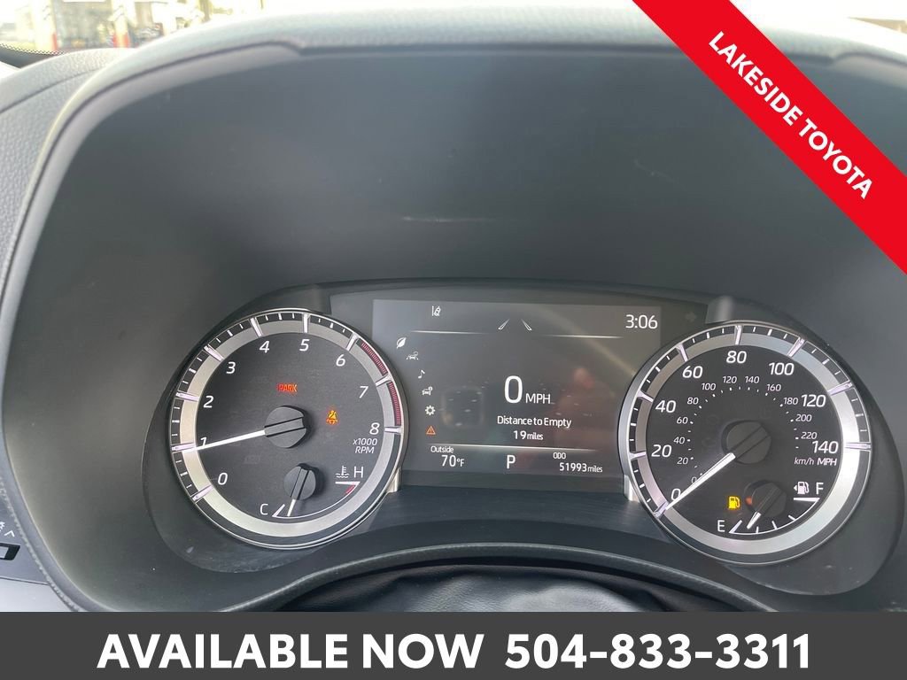 Used 2023 Toyota Highlander LE image 34