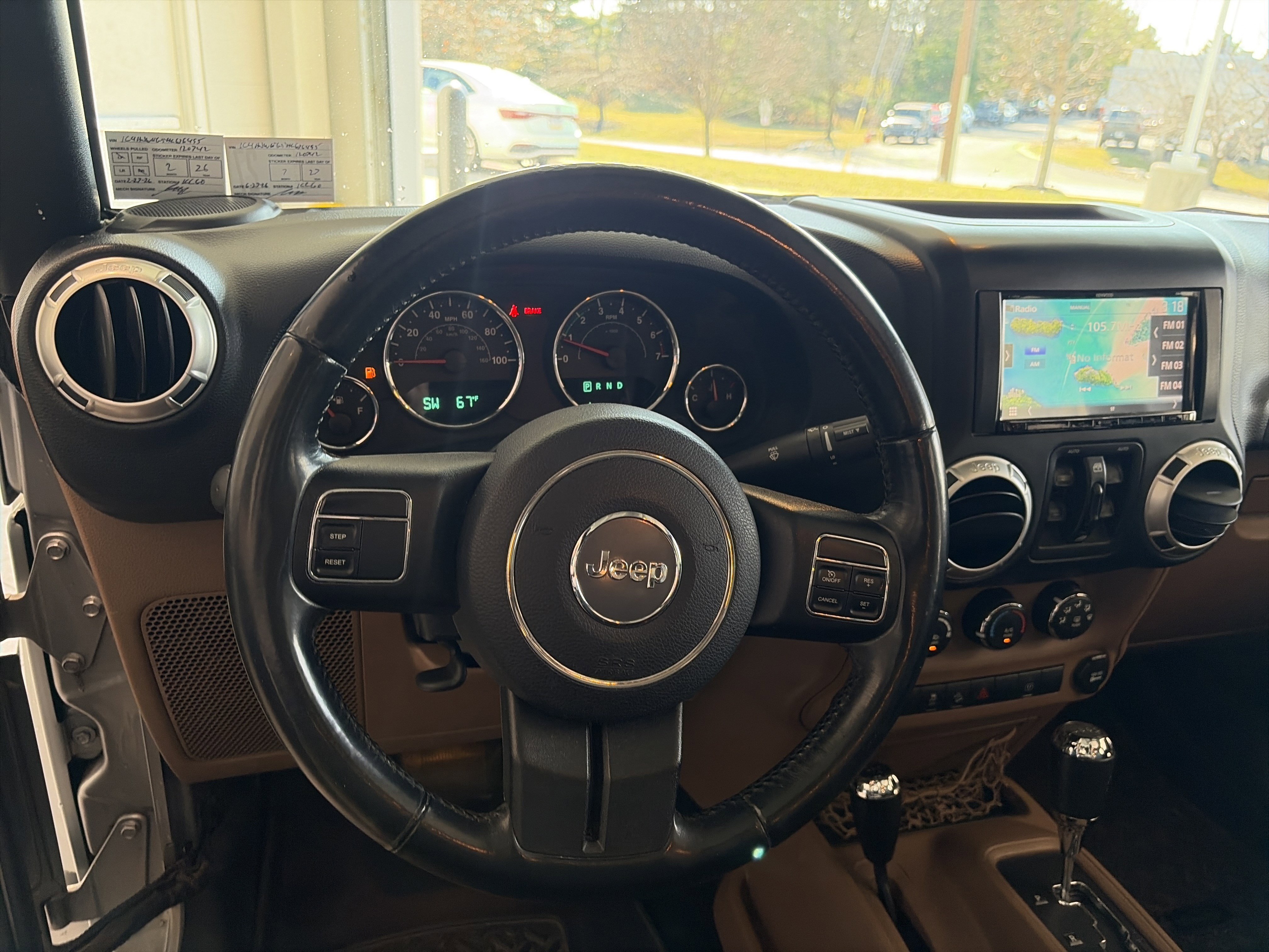 Used 2017 Jeep Wrangler Unlimited Sahara image 31