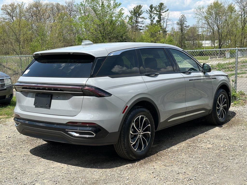 New 2026 Lincoln Nautilus Premier AWD/4WD image 30