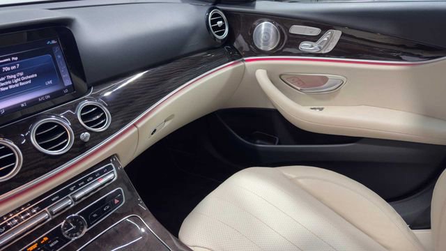 Used 2019 Mercedes-Benz E 300 image 28