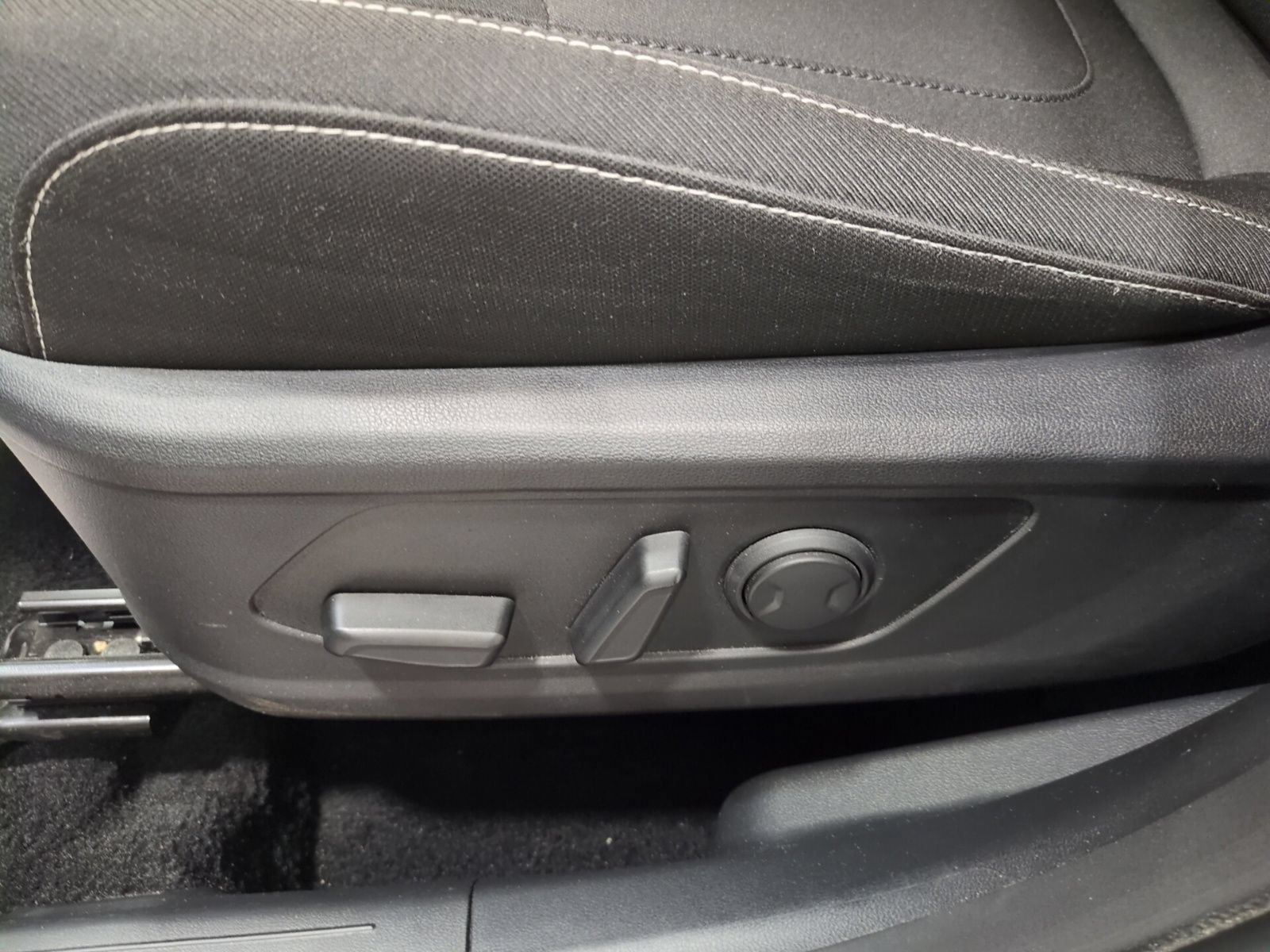 Certified 2024 Hyundai Tucson Blue AWD/4WD image 18