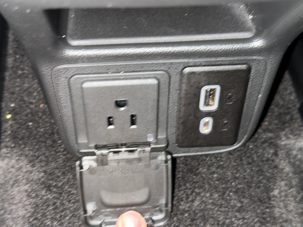 Certified 2024 Buick Encore GX Avenir w/ Avenir Convenience Package image 22