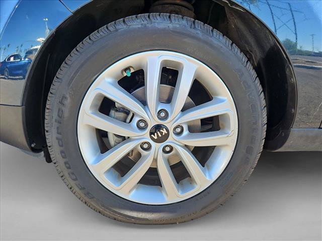 Used 2019 Kia Soul + FWD image 22