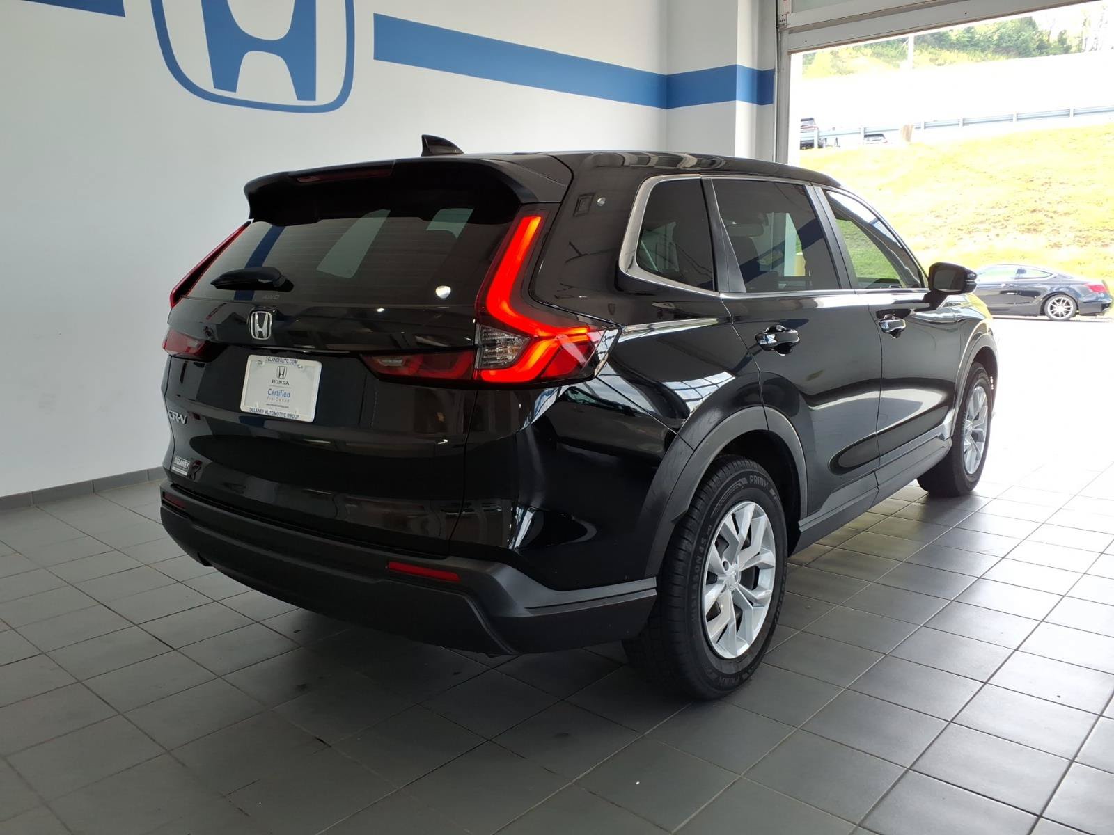 Certified 2023 Honda CR-V LX image 5