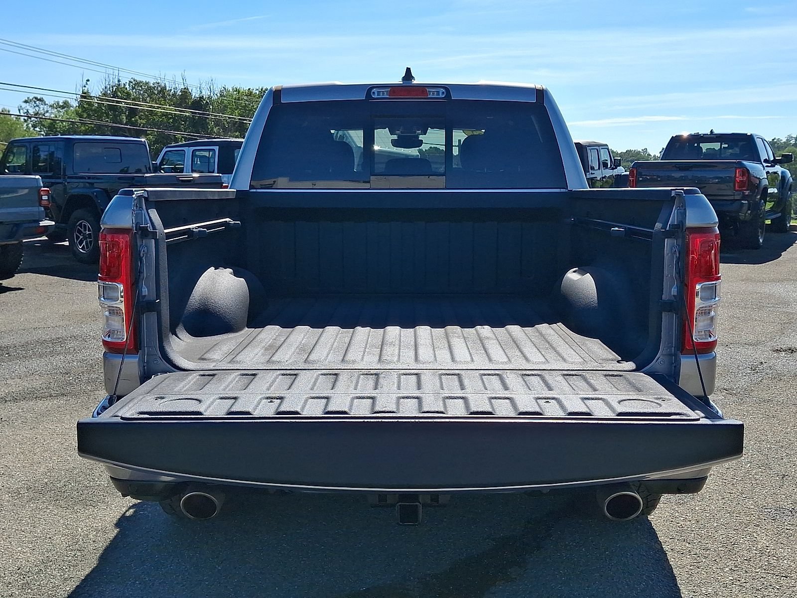 Used 2022 RAM 1500 Big Horn AWD/4WD image 29