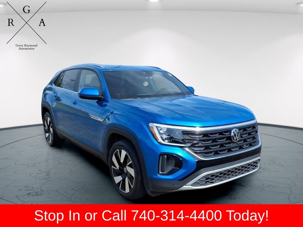 Used 2024 Volkswagen Atlas Cross Sport SE AWD/4WD image 1