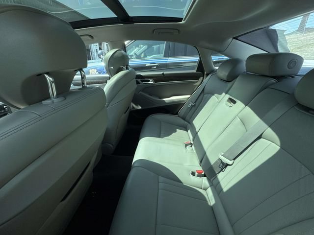 Used 2015 Hyundai Genesis 3.8 w/ Option Group 04 AWD/4WD image 10