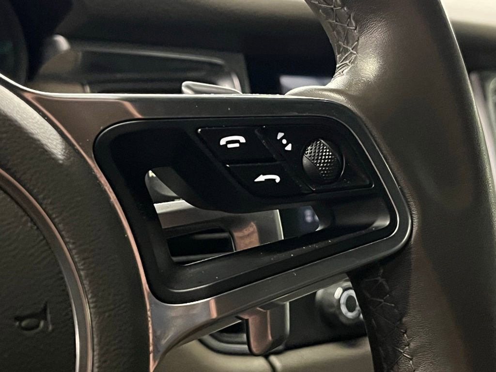 Used 2017 Porsche Macan S image 27
