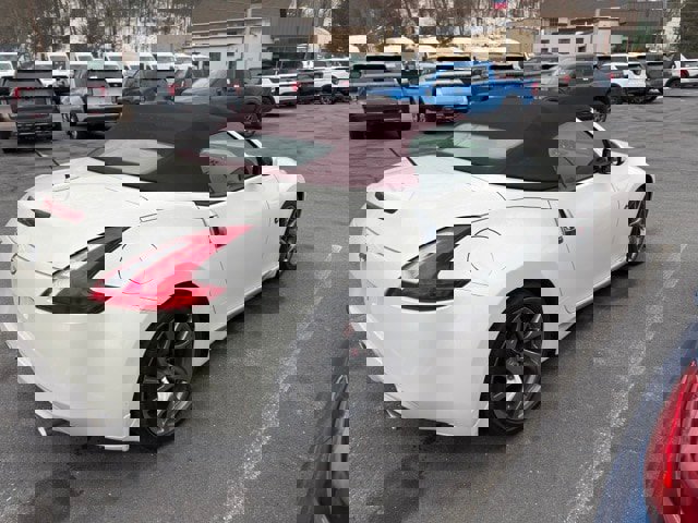 Used 2017 Nissan 370Z Touring Sport image 4