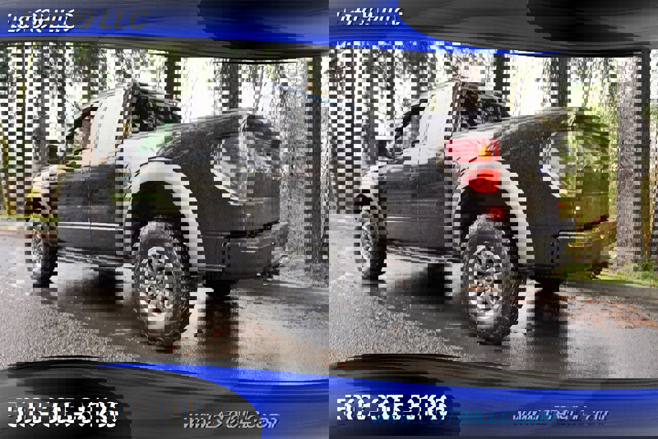 Used 2010 Ford F150 Raptor image 11