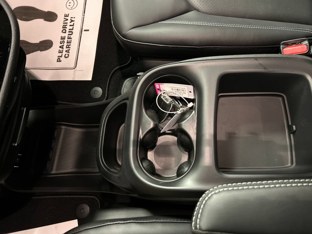 New 2026 Chrysler Pacifica Select w/ S Appearance Package FWD image 19