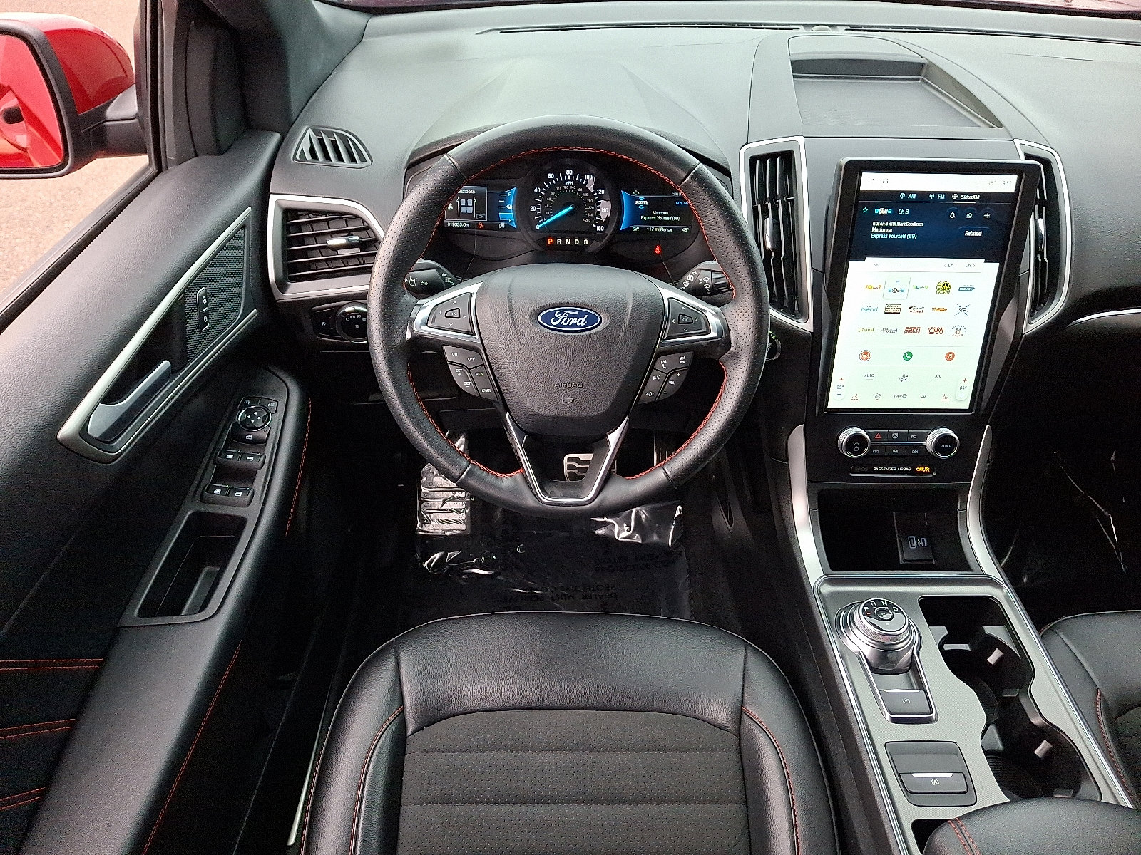 Used 2024 Ford Edge ST-Line w/ Cargo Accessory Package image 11