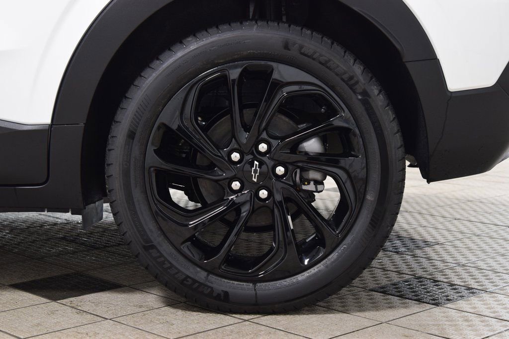 New 2027 Chevrolet Bolt RS FWD image 26