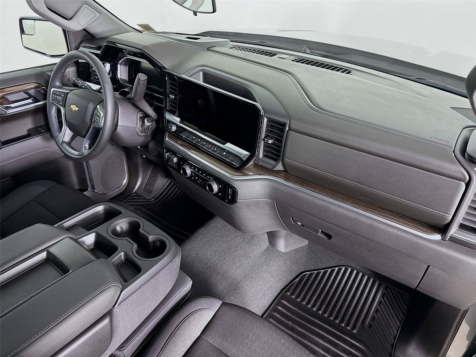 Used 2026 Chevrolet Silverado 1500 LT AWD/4WD image 30