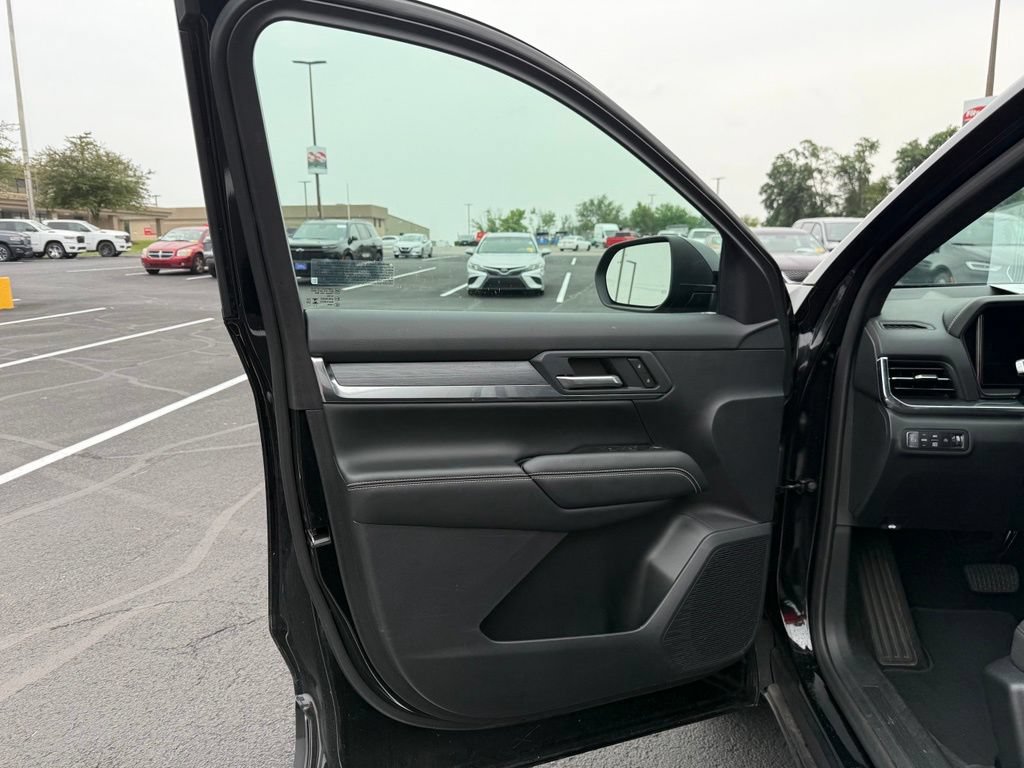 Used 2026 GMC Terrain Elevation AWD/4WD image 20
