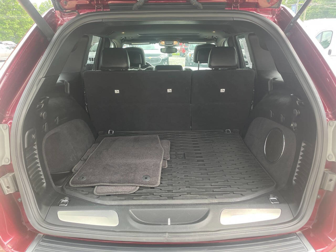 Used 2018 Jeep Grand Cherokee Limited image 24