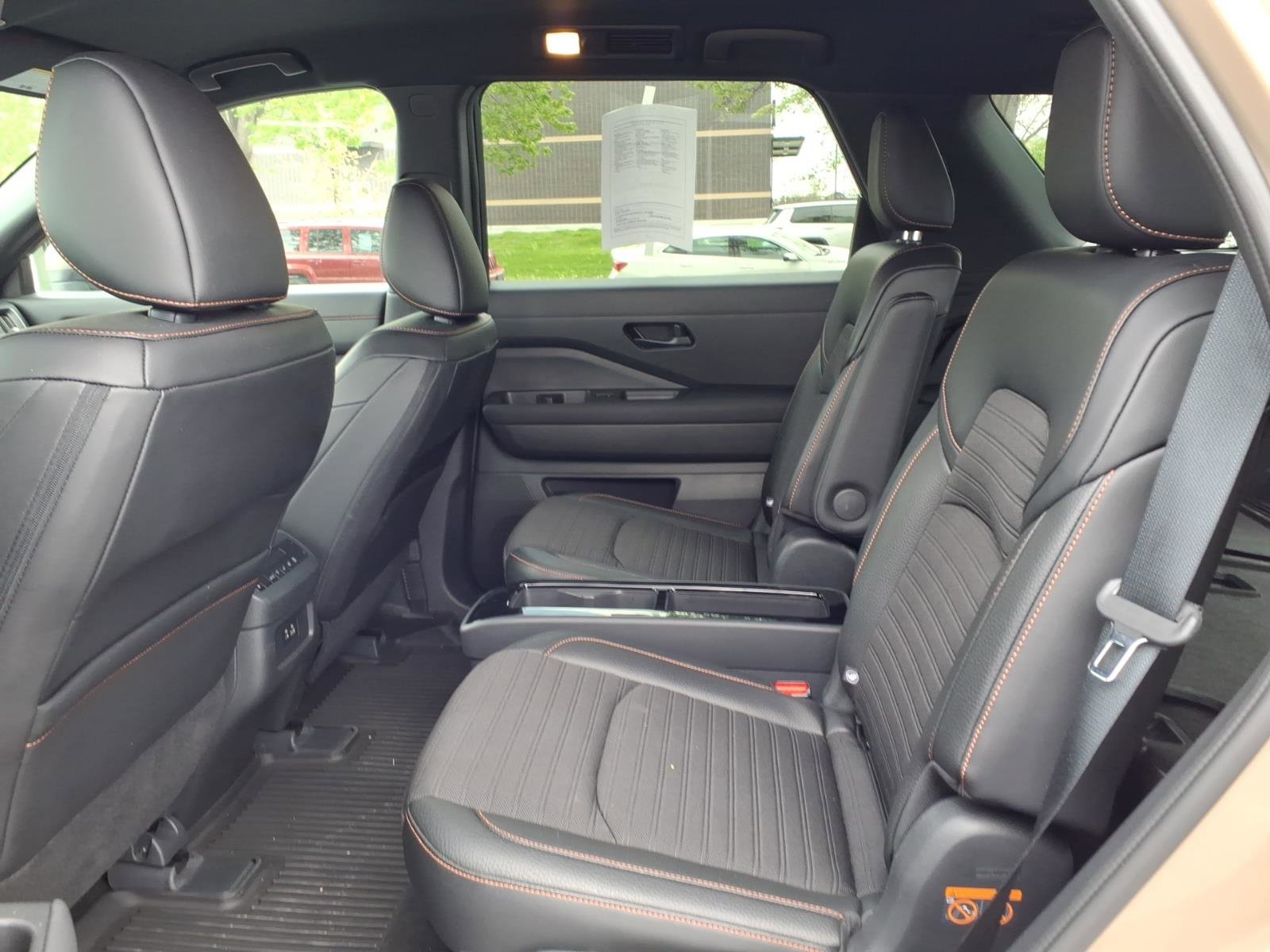 Used 2024 Nissan Pathfinder Rock Creek image 27