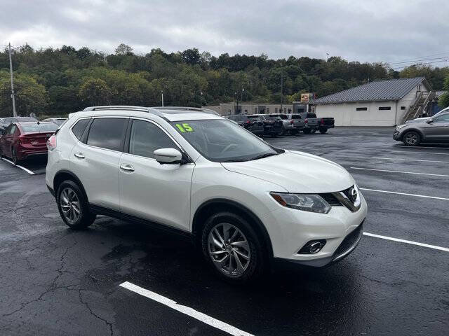 Used 2015 Nissan Rogue SL w/ SL Premium Package image 3