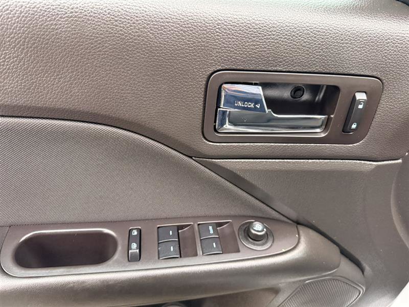 Used 2011 Ford Fusion SE w/ 202A Rapid Spec Order Code image 29