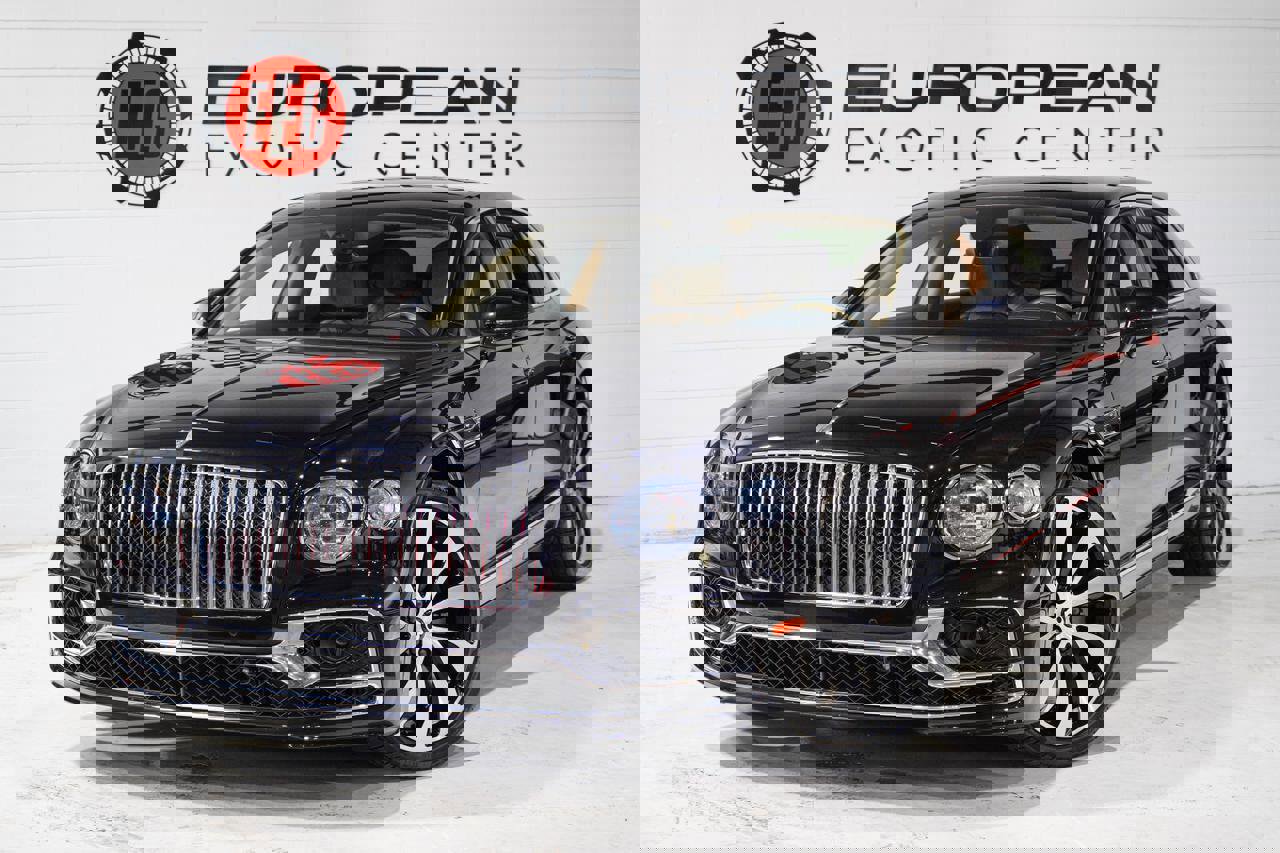 Used 2022 Bentley Flying Spur V8 image 4