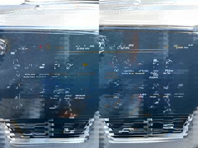 New 2026 Chevrolet Equinox LT w/ Convenience Package II image 7