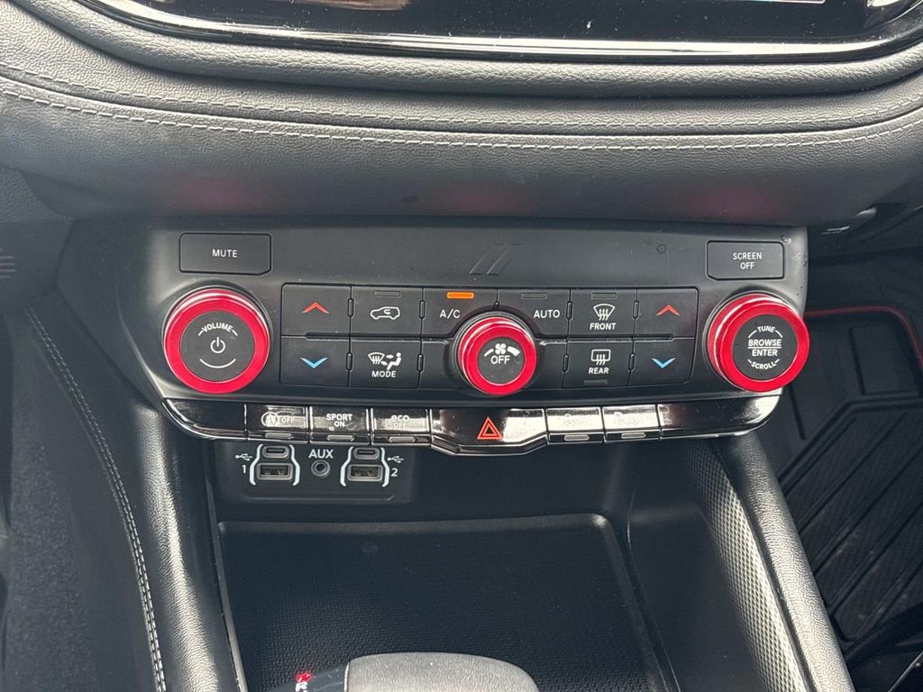 Used 2021 Dodge Durango GT w/ Blacktop Package image 19