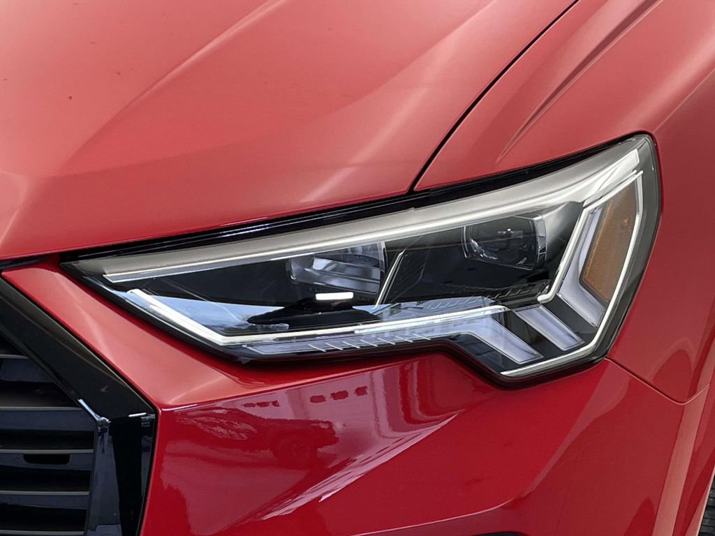 New 2025 Audi Q3 2.0T Premium image 15