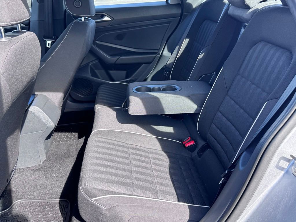 Used 2023 Volkswagen Jetta Sport image 21