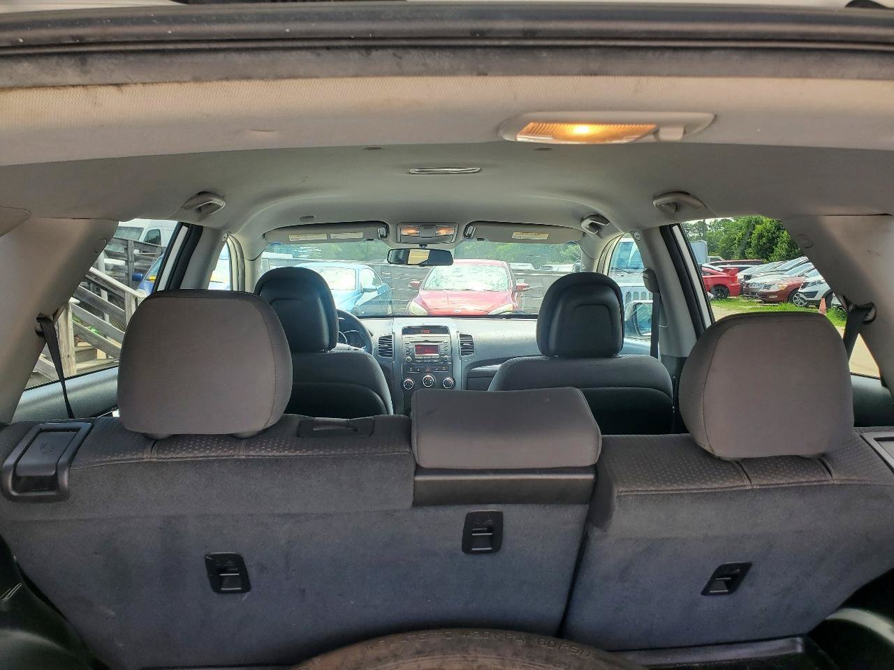 Used 2013 Kia Sorento LX AWD/4WD image 11